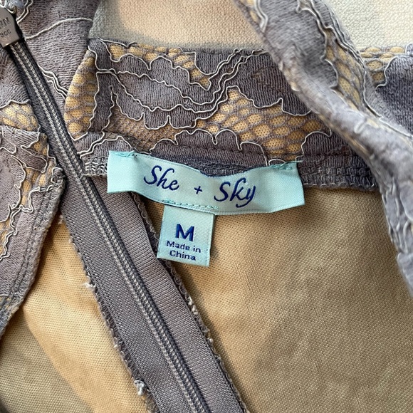 She + Sky Bare Shoulder Grey Lace Dress - Picture 6 of 8